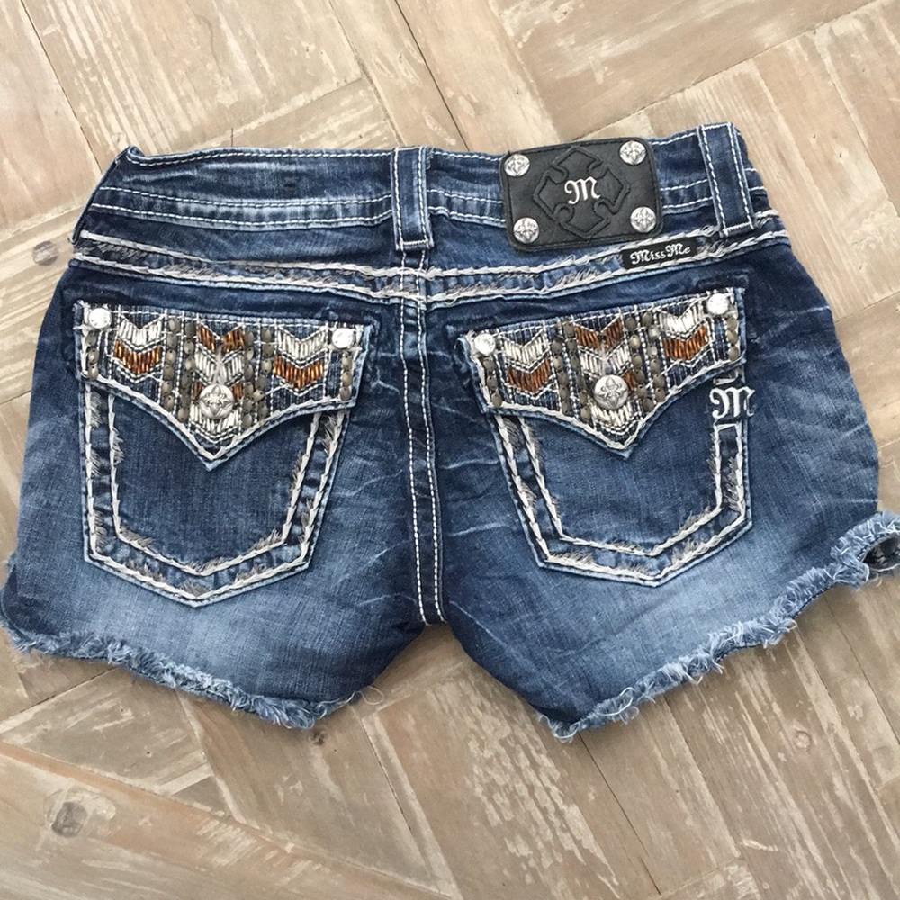 Super Cute Miss Me Denim Shorts, 27